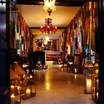 Ad Place 4*