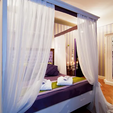 Otel Ad Place Venedik