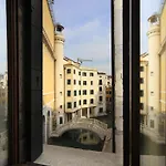 Ad Place Hotel